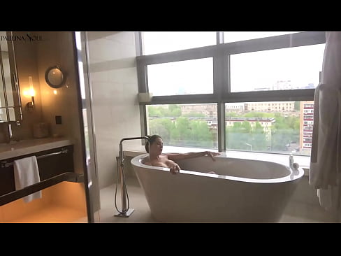 ❤️ Enorme babe die hartstochtelijk haar poesje aftrekt in de badkamer ️❌ Homemade porno at porn nl.vegasservice.ru ❌